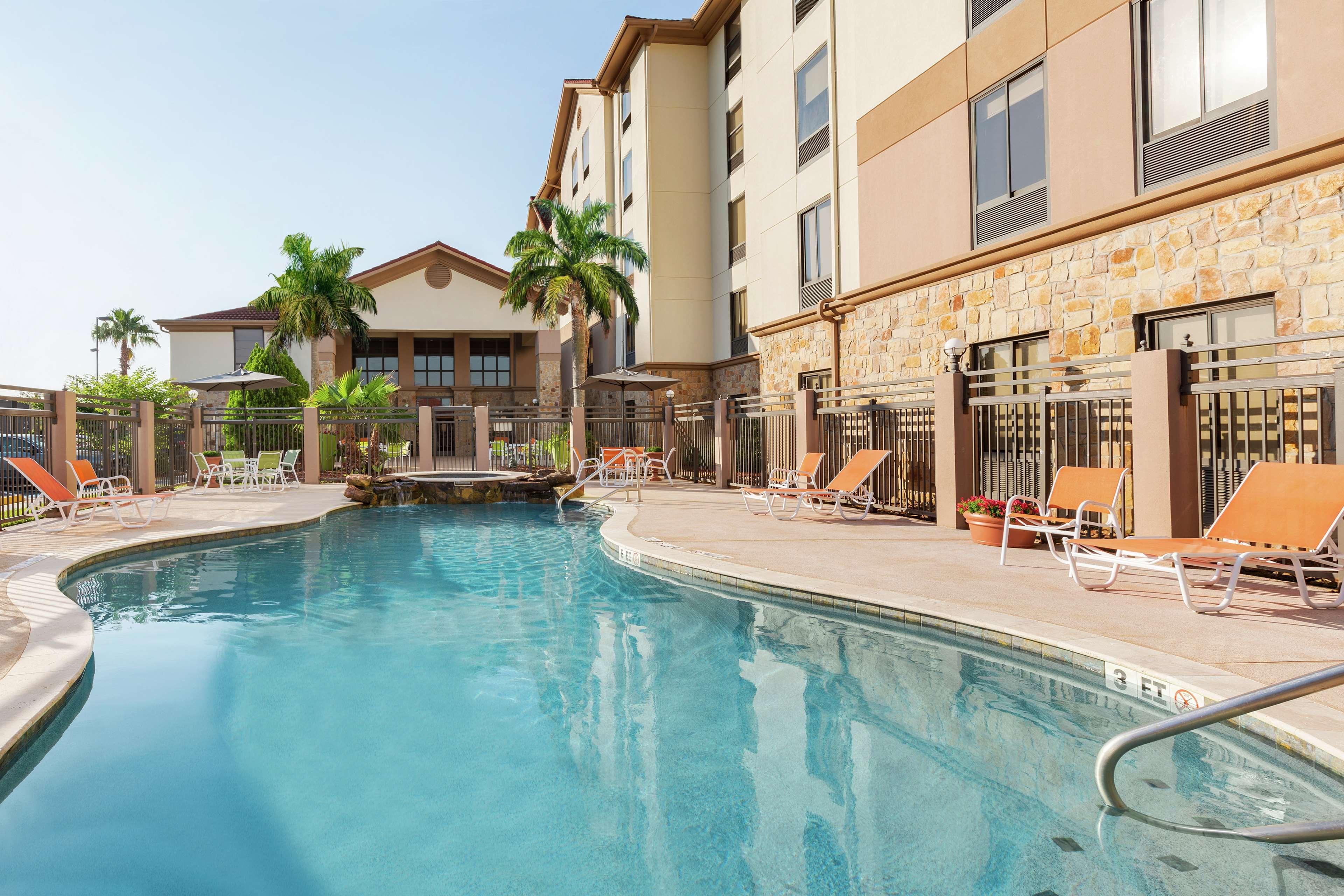 Hampton Inn And Suites Houston Clear Lake Nasa Webster Exterior foto